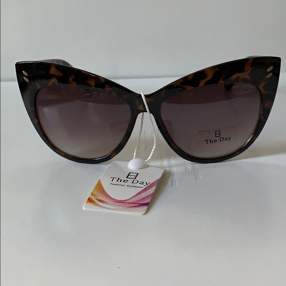 🆕 🆑 SUNGLASSES - Picture 1 of 8